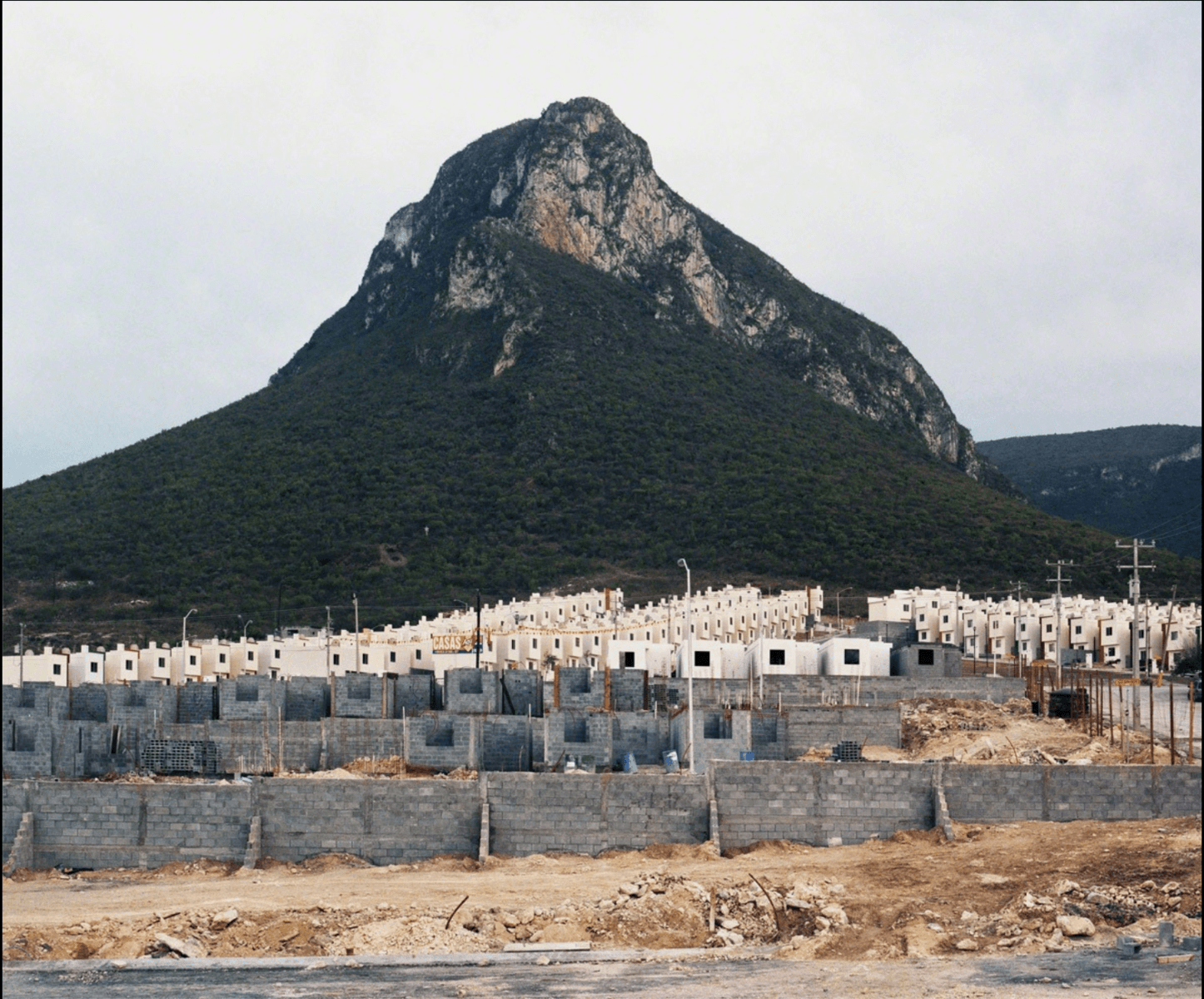Fragmented Cities, Escobedo