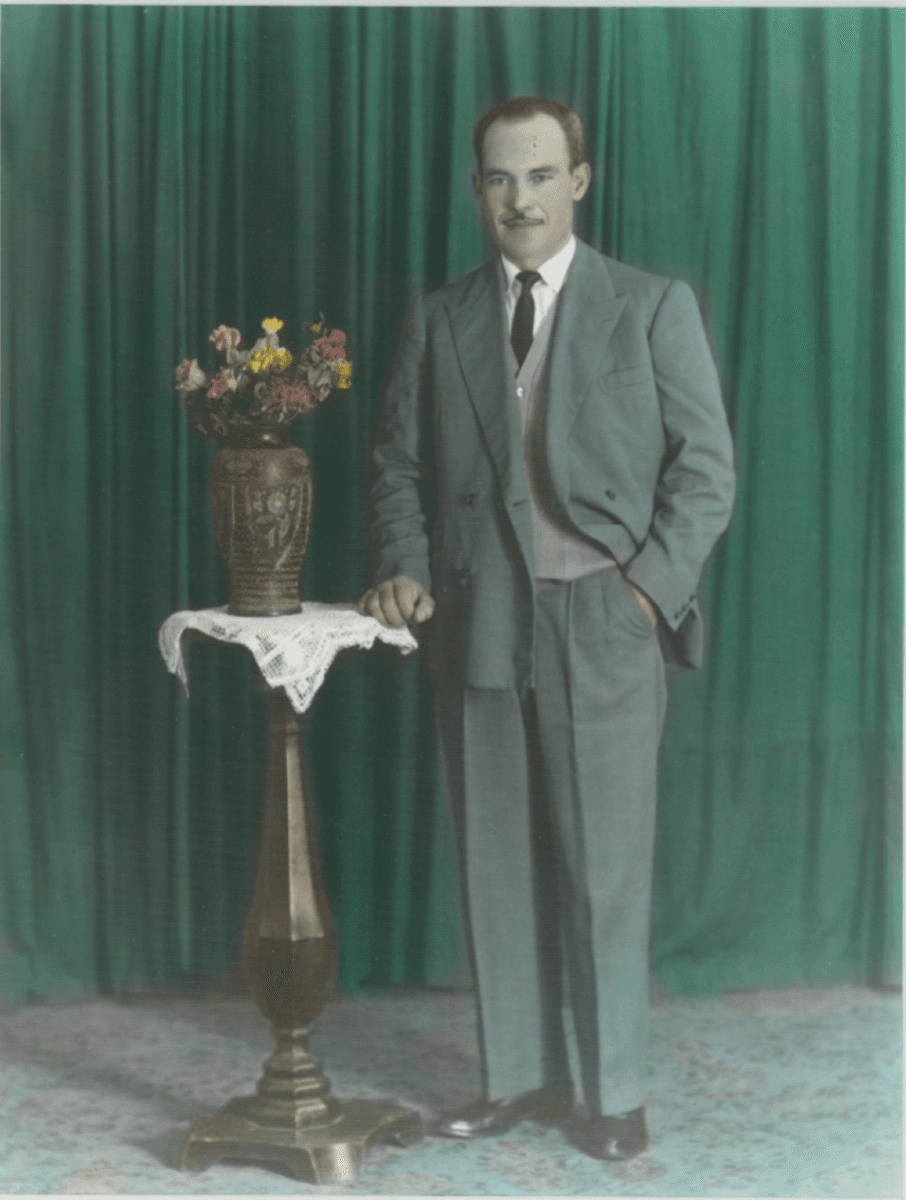 Untitled (White Gentleman)
